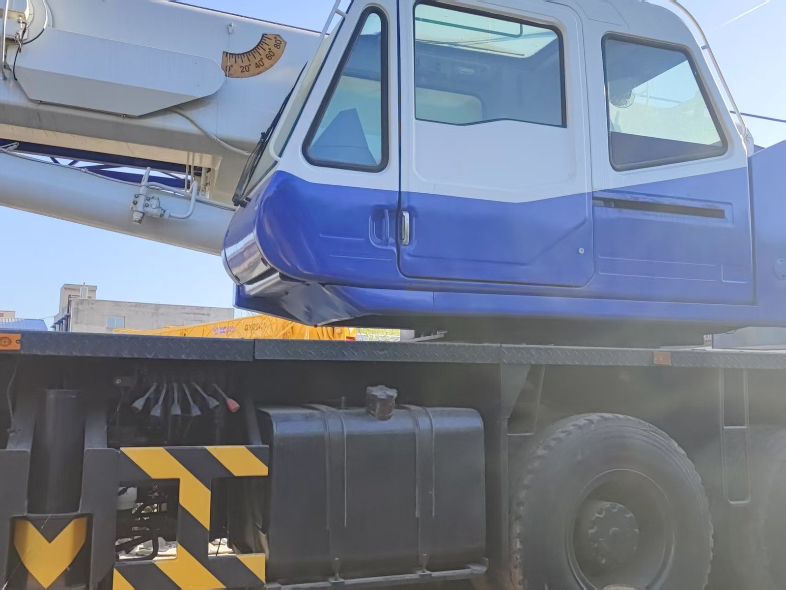 BQ TADANO GT-350E 35-ton crane imported from Japan, remanufactured and replaced with original factory parts in 2012 and 2024 - Image 2