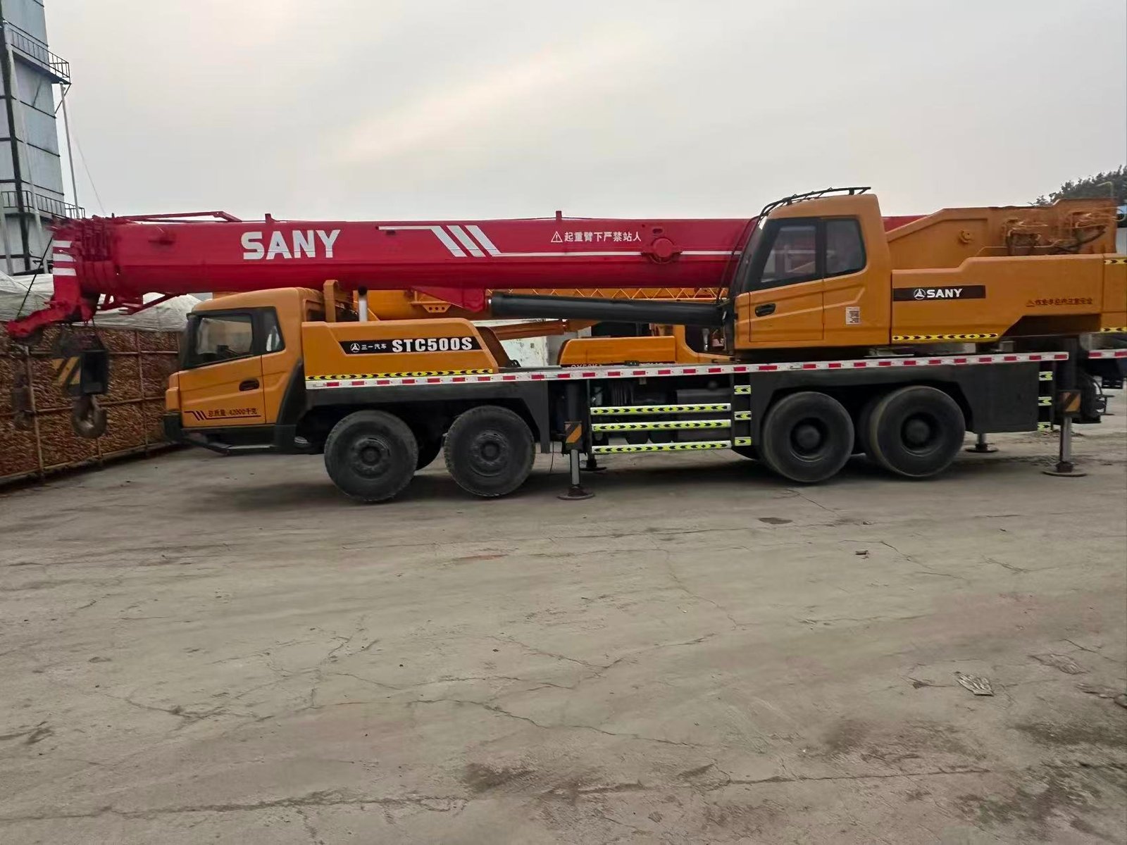 Manufacture 2014 sany 50T The exterior was repainted - Image 3