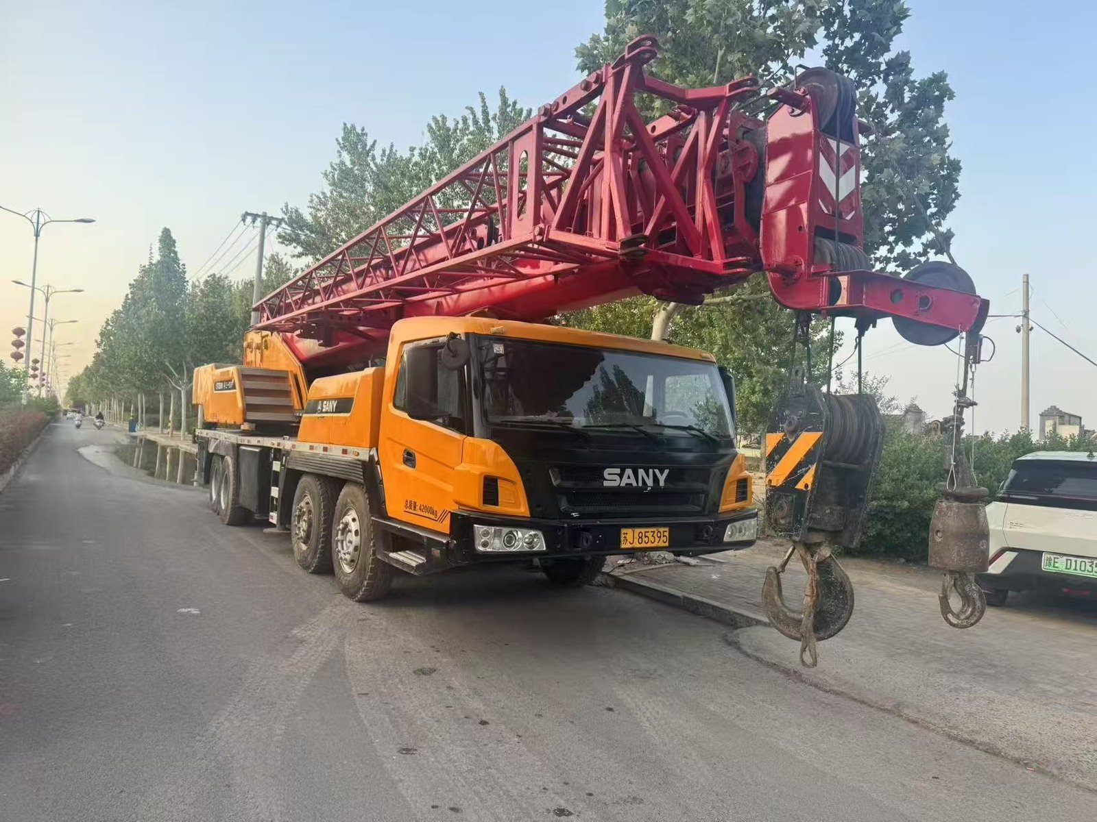 Sany 50-ton crane (2012) - Image 6